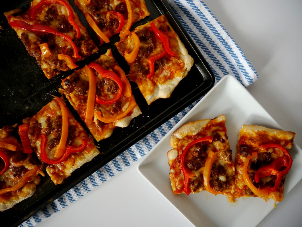 Italian Sausage and Pepper Pizza | My Bacon-Wrapped Life