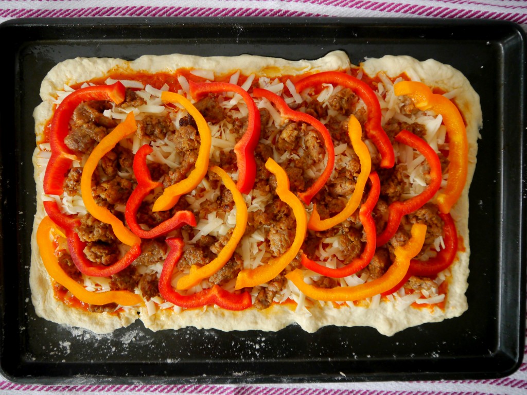 Italian Sausage and Pepper Pizza 6 | My Bacon-Wrapped Life