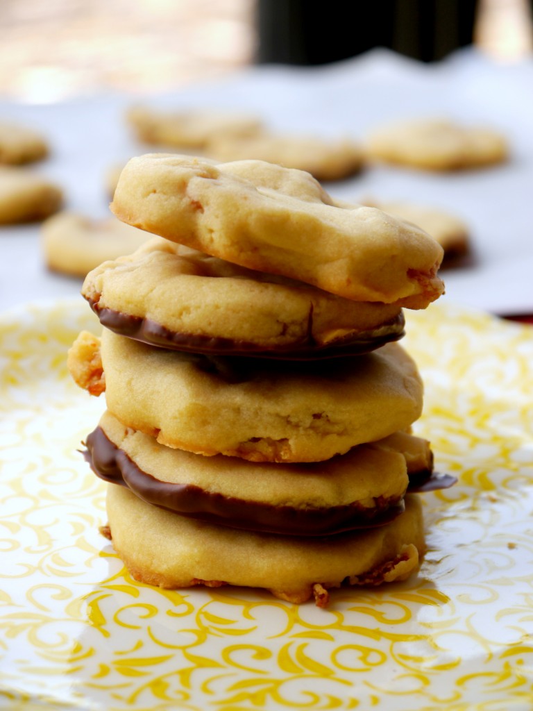 Maple Bacon Shortbread Cookies | www.mybaconwrappedlife.com