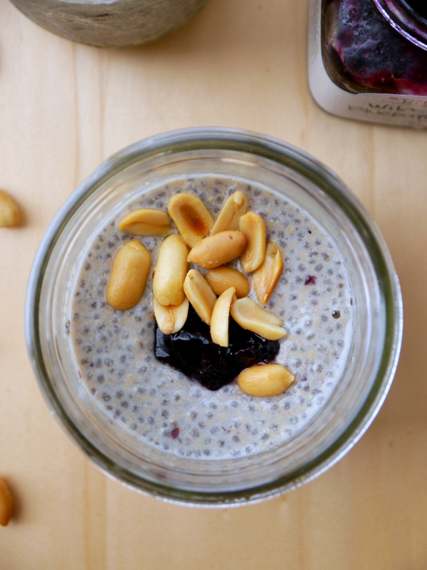 peanut butter & jelly chia seed pudding // my bacon-wrapped life