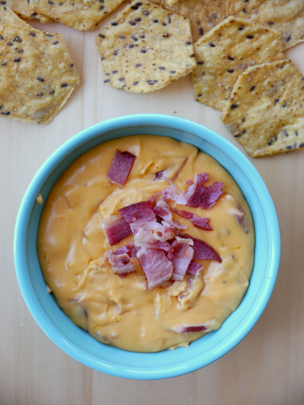 bacon beer cheese dip // my bacon-wrapped life