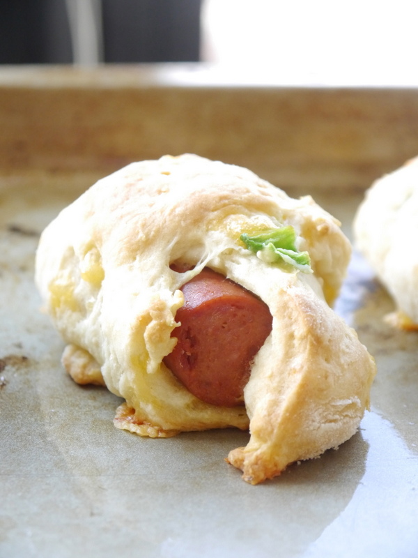 homemade jalapeño cheddar pigs in a blanket // my bacon-wrapped life