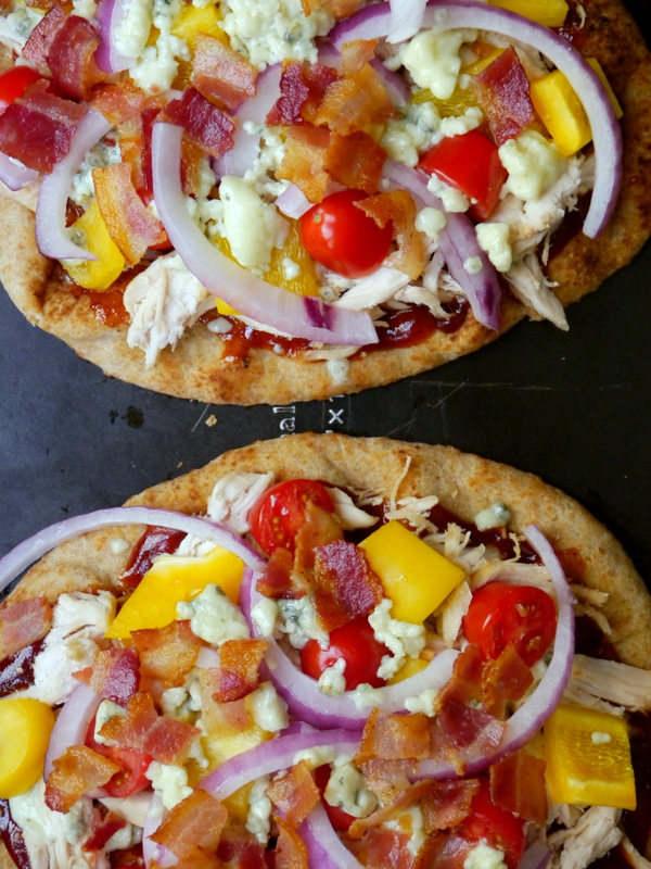 bbq chicken, bacon, and blue cheese naan pizzas // my bacon-wrapped life