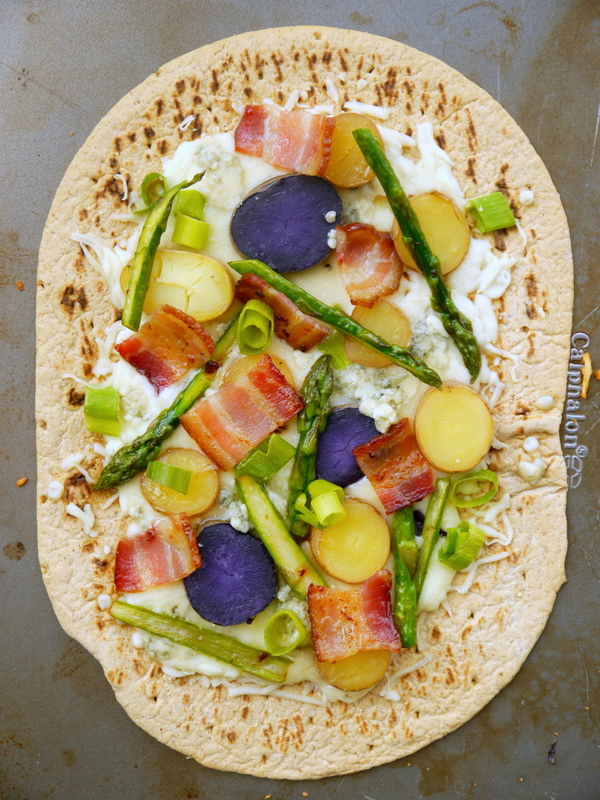 asparagus and fingerling potato flatbread pizza with bacon and blue cheese crumbles // my bacon-wrapped life