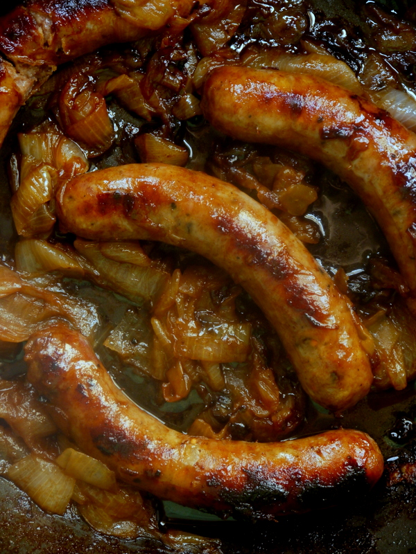 german-style beer brats // my bacon-wrapped life