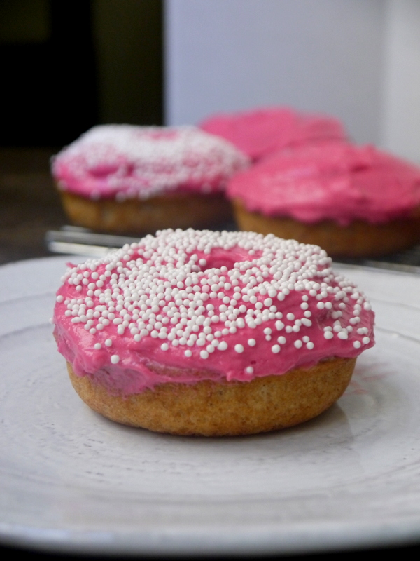 brown butter baked donuts with beet frosting // my bacon-wrapped life