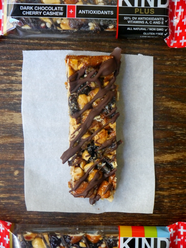 copycat dark chocolate cashew kind bars // my bacon-wrapped life