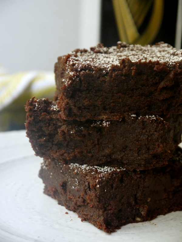 fudgy chocolate stout brownies // my bacon-wrapped life