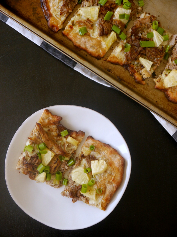 carnitas pizza // my bacon-wrapped life