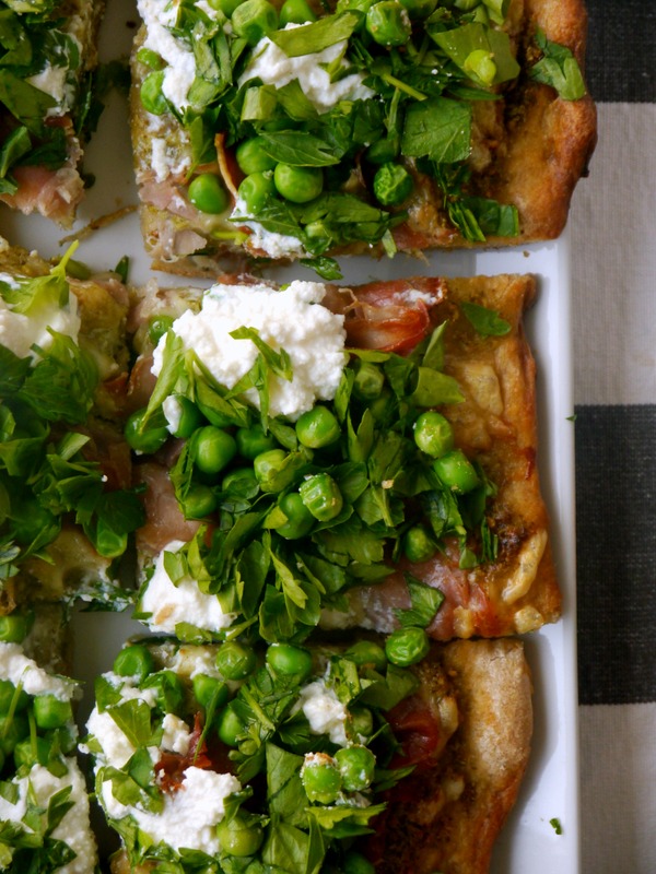 pea, prosciutto, and pistachio pesto pizza // my bacon-wrapped life