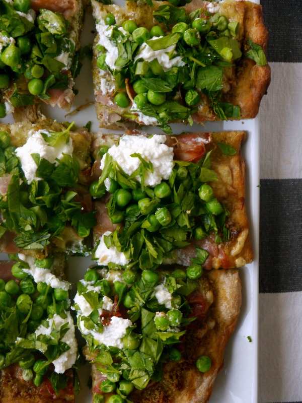 pea, prosciutto, and pistachio pesto pizza // my bacon-wrapped life