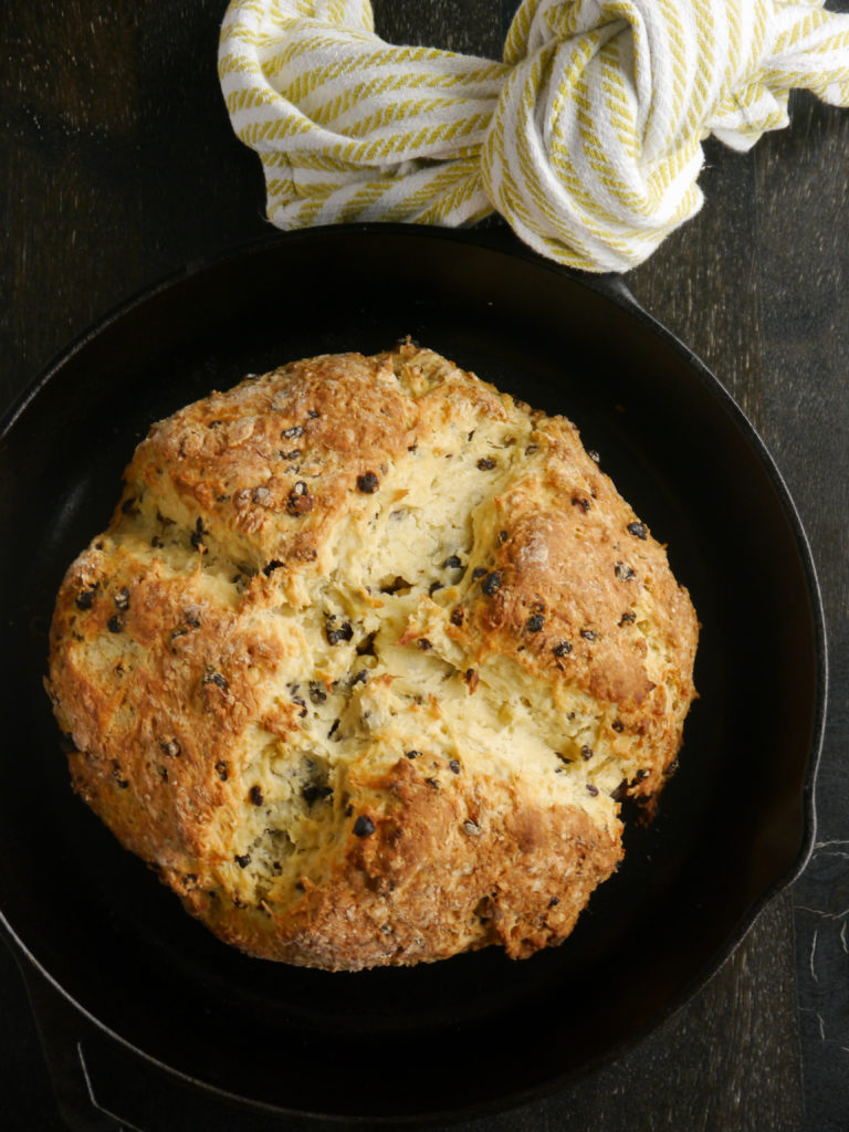 irish soda bread (+ irish cheddar cheese toasts!) // my bacon-wrapped life